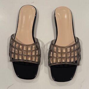 Black Jelly Slide Sandals - New! 🖤🖤🖤